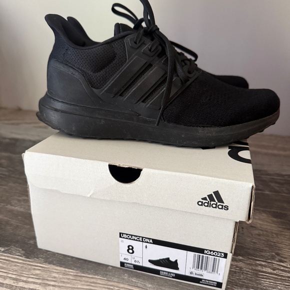 Mens Adidas UBounce DNA Runners - Picture 1 of 4
